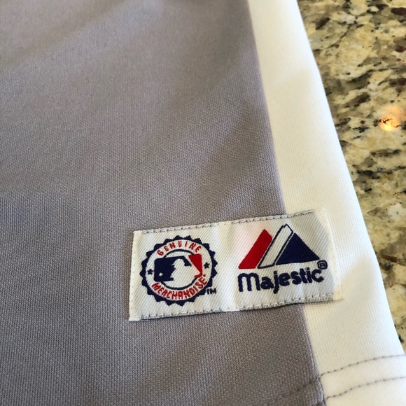 ✨Rare✨Vintage Yankees Majestic Baseball Jersey - Picture 4 of 7